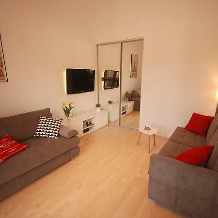 Nowy Apartament Wilcza Warsawa Bagian luar foto